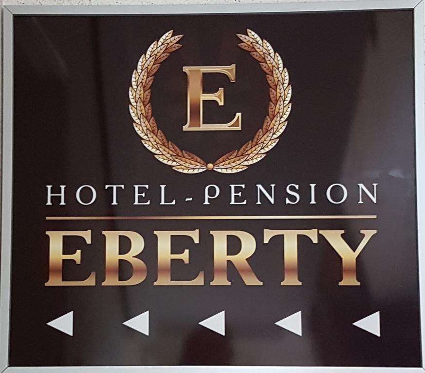 Hotel Pension Eberty Berlin Exterior photo